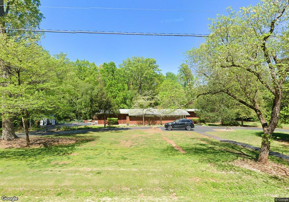 1210 Roe Ford Rd, Greenville, SC 29617 - photo 1