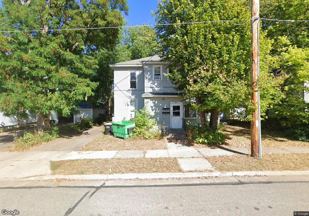 909 Main St E, Menomonie, WI 54751 - photo 1