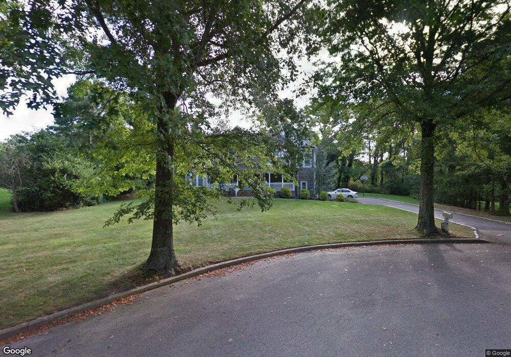 6 Empire Ct, Dix Hills, NY 11746 - photo 1