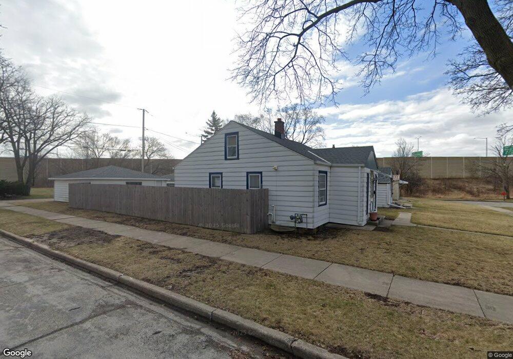 4200 S 5th Place, Milwaukee, WI 53207 - photo 1
