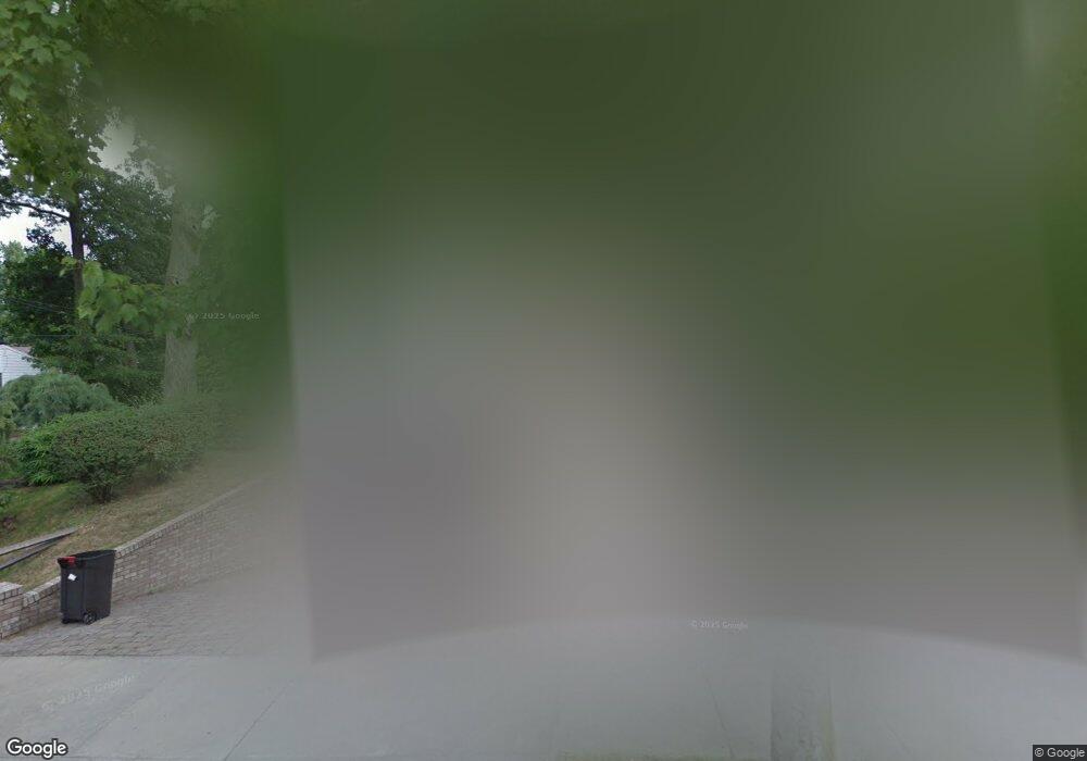 8121 Kent St, Jamaica, NY 11432 - photo 1