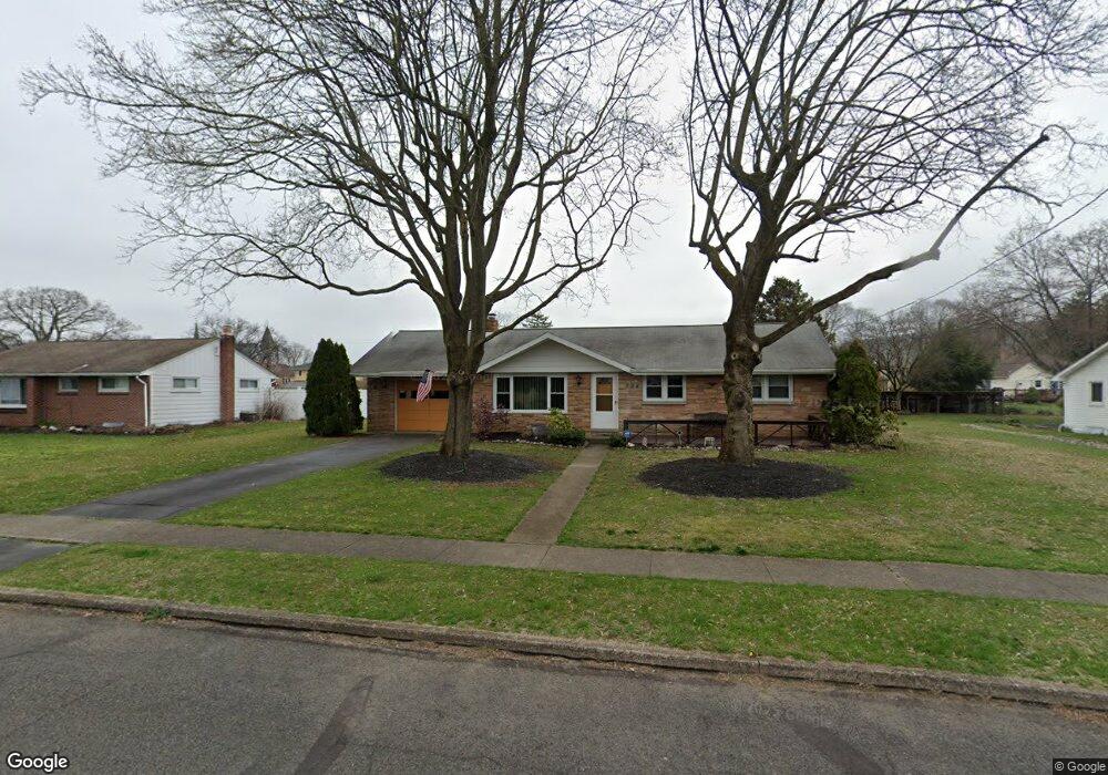 724 Fairmount Rd, Riegelsville, PA 18077 - photo 1