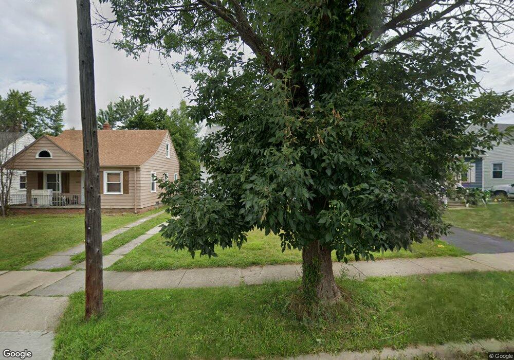 18207 Mapleboro Ave, Maple Heights, OH 44137 - photo 1