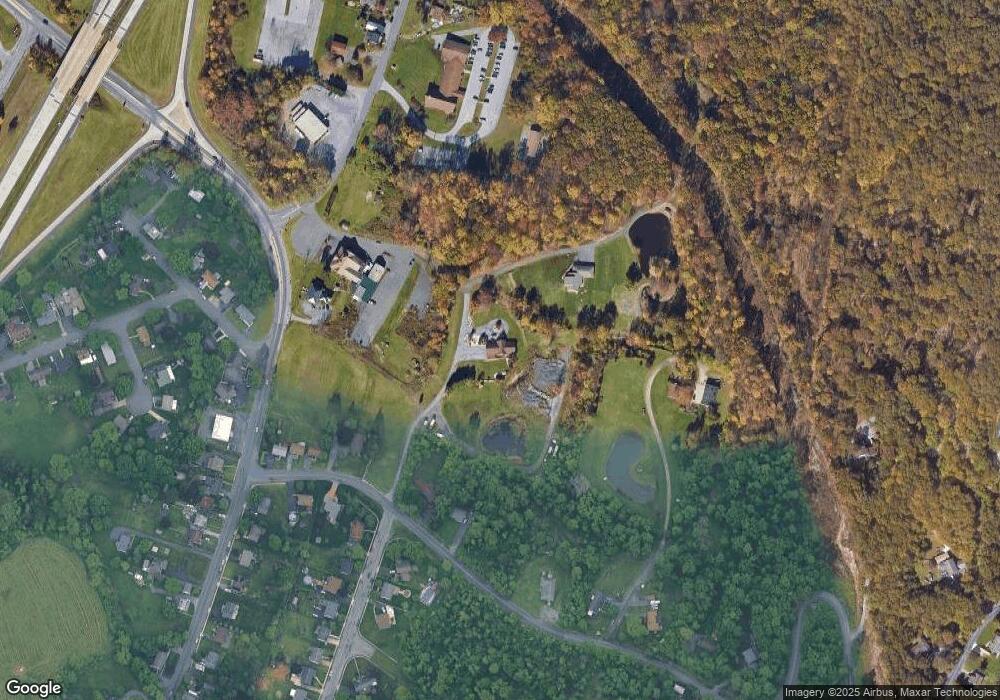 2701 Old Pricetown Rd, Temple, PA 19560 - photo 1