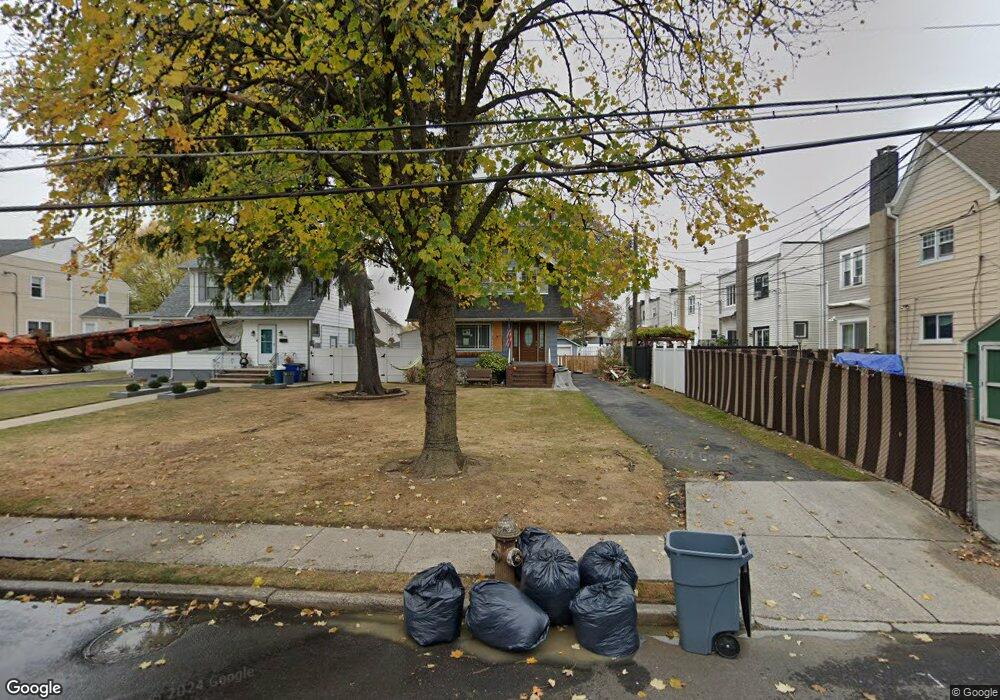 54 Davis Ave, Staten Island, NY 10310 - photo 1