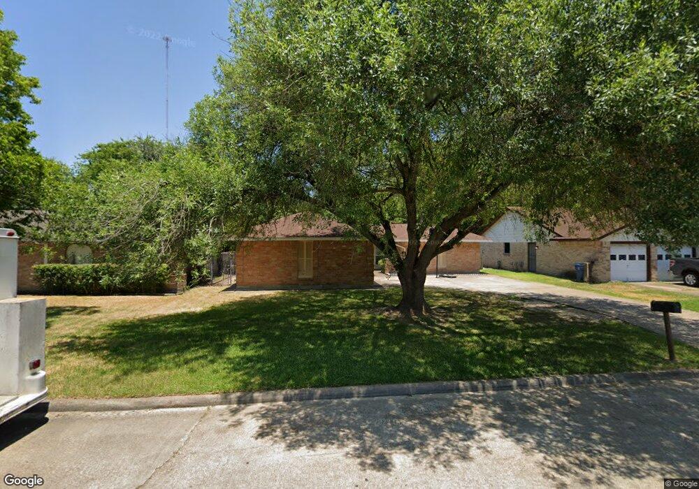 2142 Beaver Bend Rd, Houston, TX 77088 - photo 1