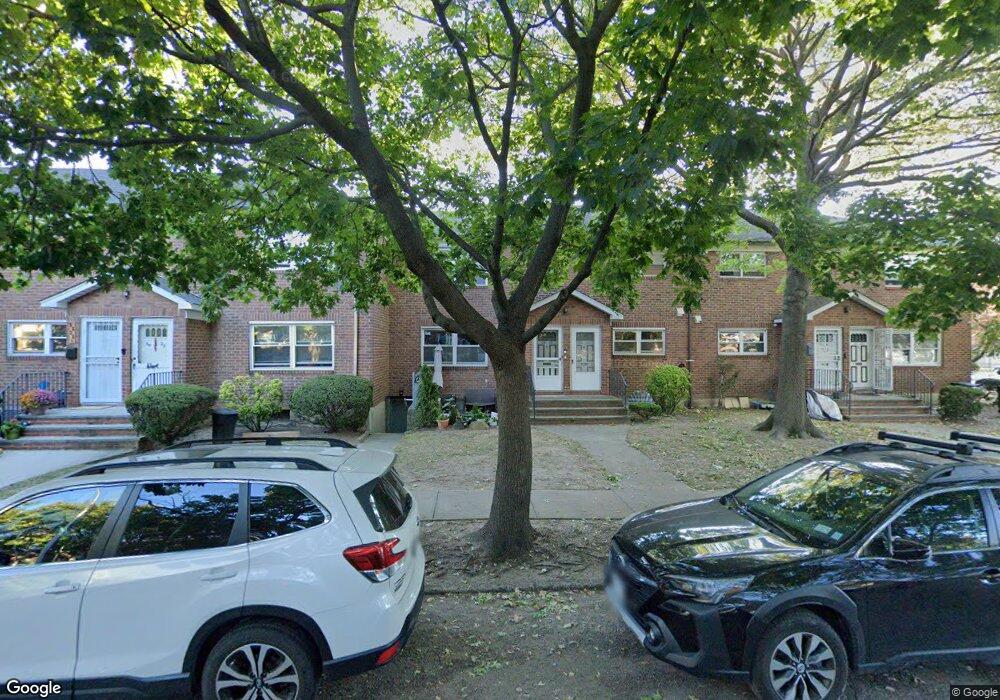 5639 175th Place unit 1021, Fresh Meadows, NY 11365 - photo 1