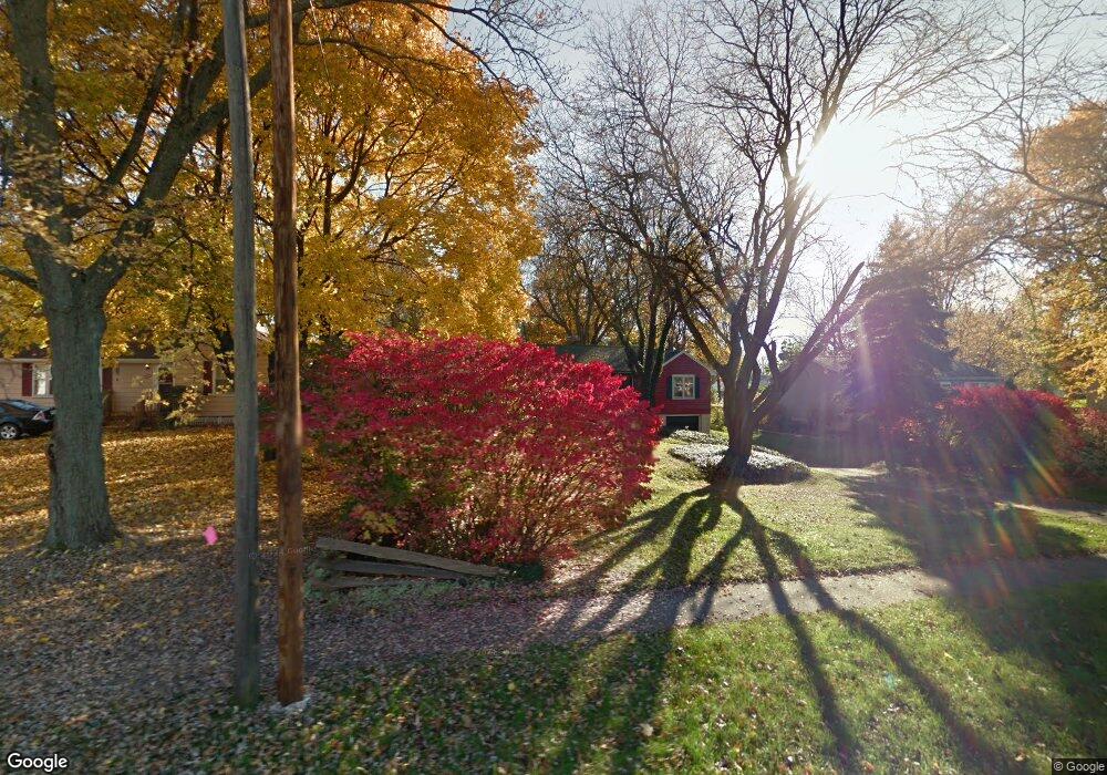 719 W Miller Rd, Lansing, MI 48911 - photo 1