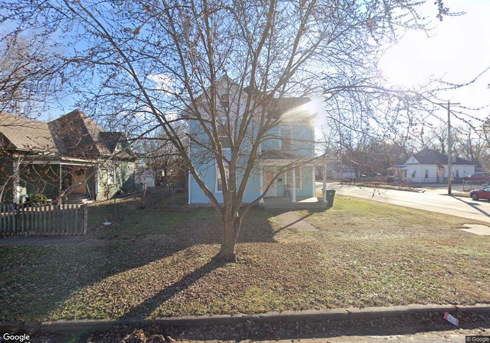 2530 Clark Ave, Parsons, KS 67357 - photo 1