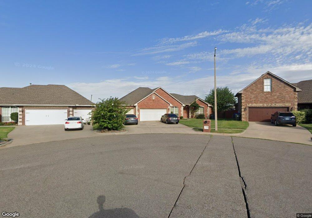 1101 Glen Eagles Ct, Norman, OK 73072 - photo 1