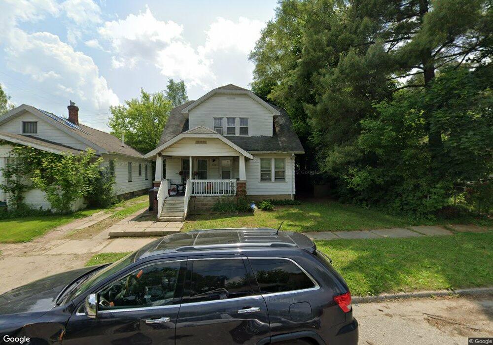 2605 Swayze St, Flint, MI 48503 - photo 1