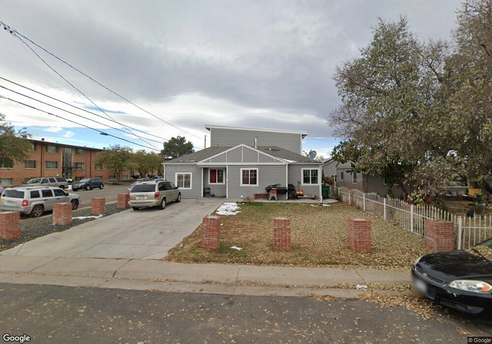 1601 Macon St, Aurora, CO 80010 - photo 1