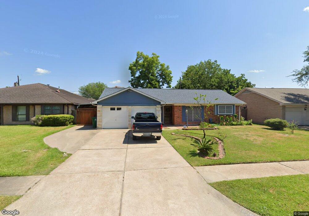 1030 Helms Rd, Houston, TX 77088 - photo 1