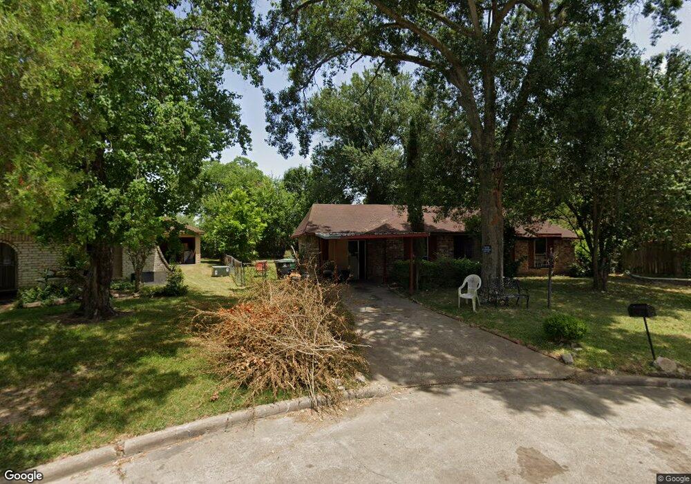 8206 Modley Ct, Houston, TX 77088 - photo 1