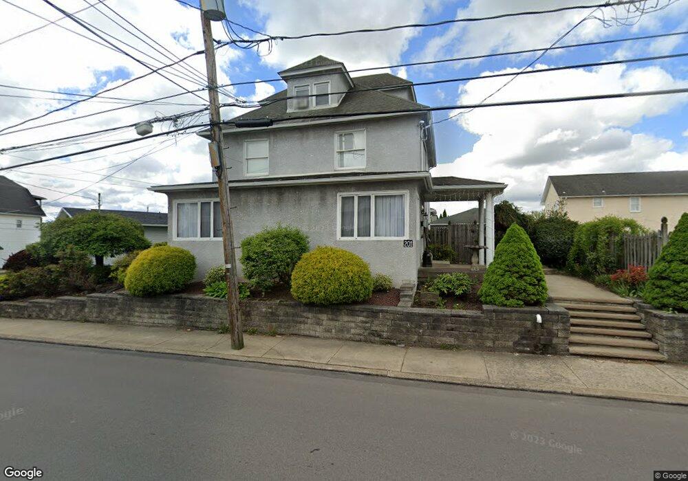 201 Moosic Rd, Old Forge, PA 18518 - photo 1