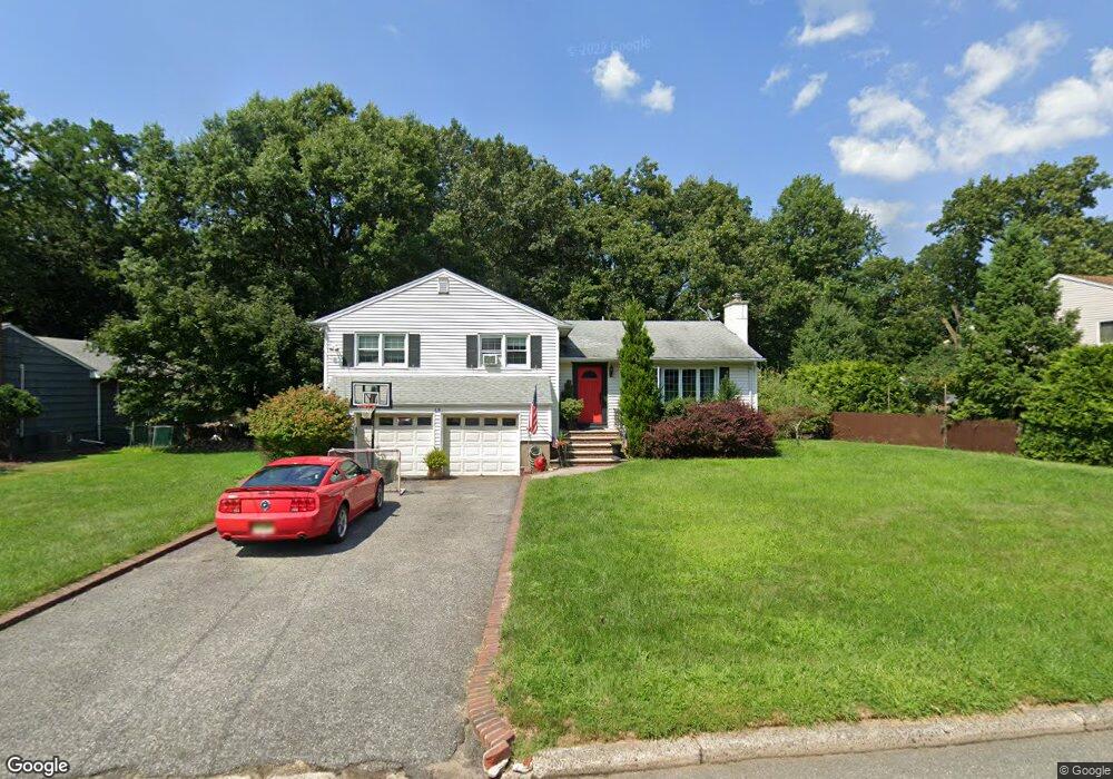 29 Reiners Rd, Little Falls, NJ 07424 - photo 1