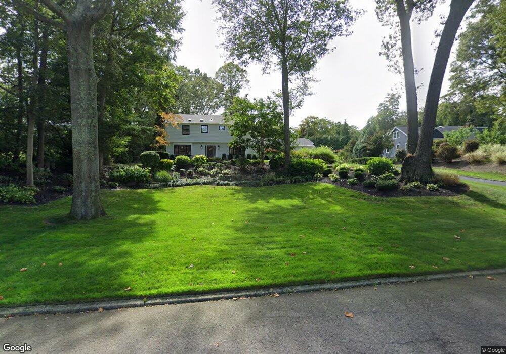 31 Rustic Gate Ln, Dix Hills, NY 11746 - photo 1