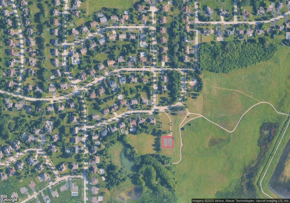 910 Hayrack Dr, Algonquin, IL 60102 - photo 1