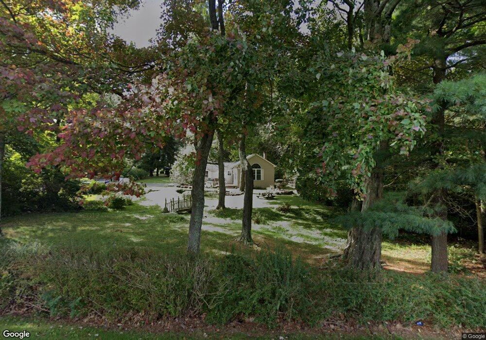 64 Snipsic Lake Rd, Ellington, CT 06029 - photo 1