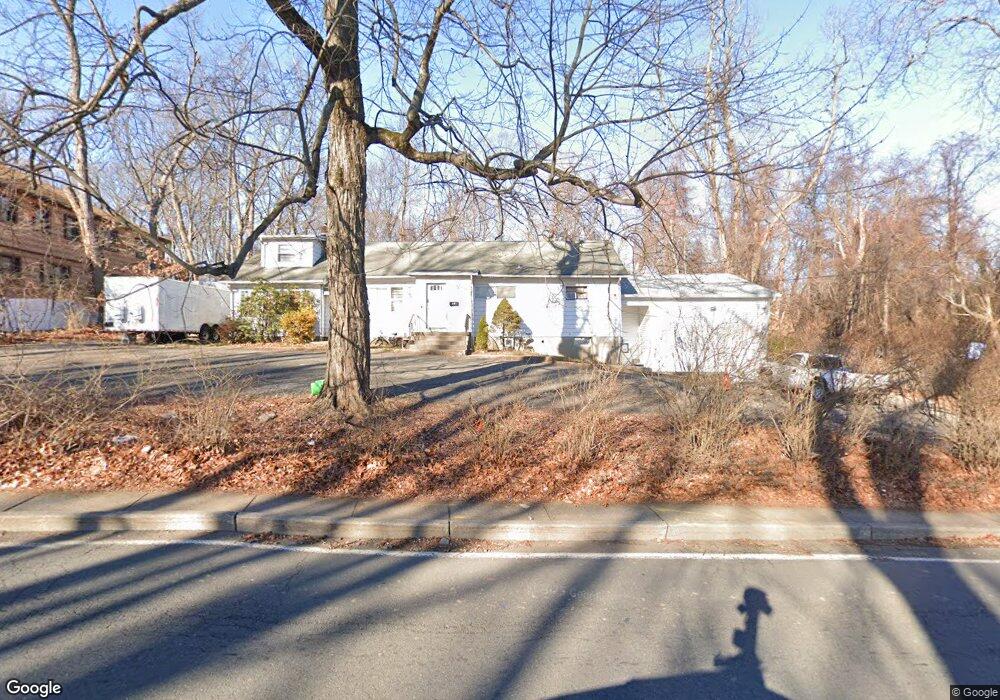 76 Grove St, Monsey, NY 10952 - photo 1