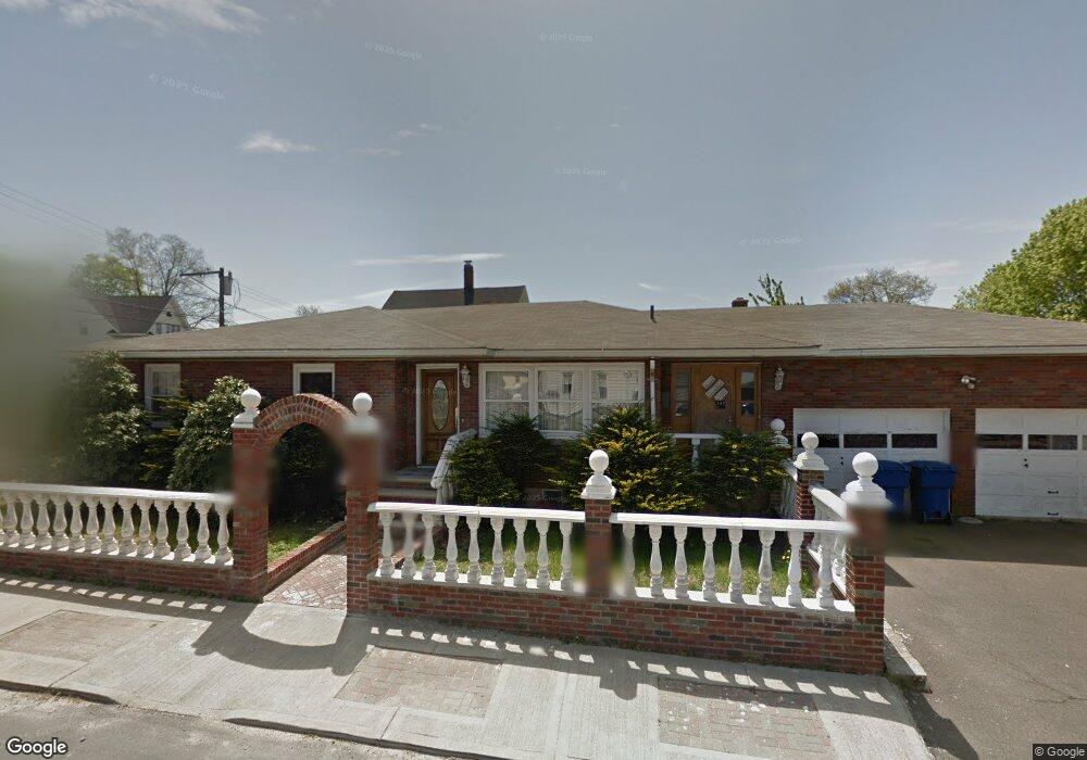 389 Tudor St, Waterbury, CT 06704 - photo 1