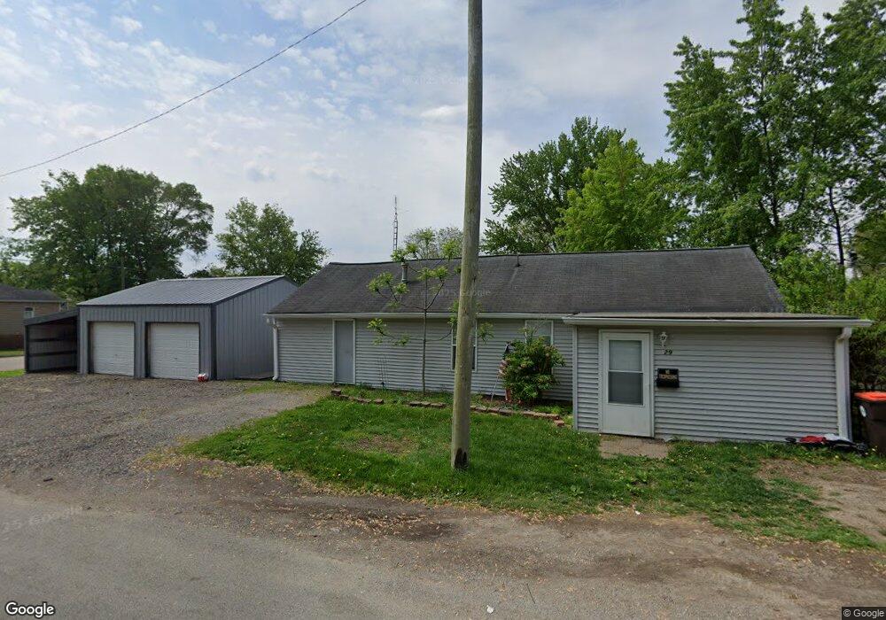 129 Williamette Ave, Lincoln, IL 62656 - photo 1