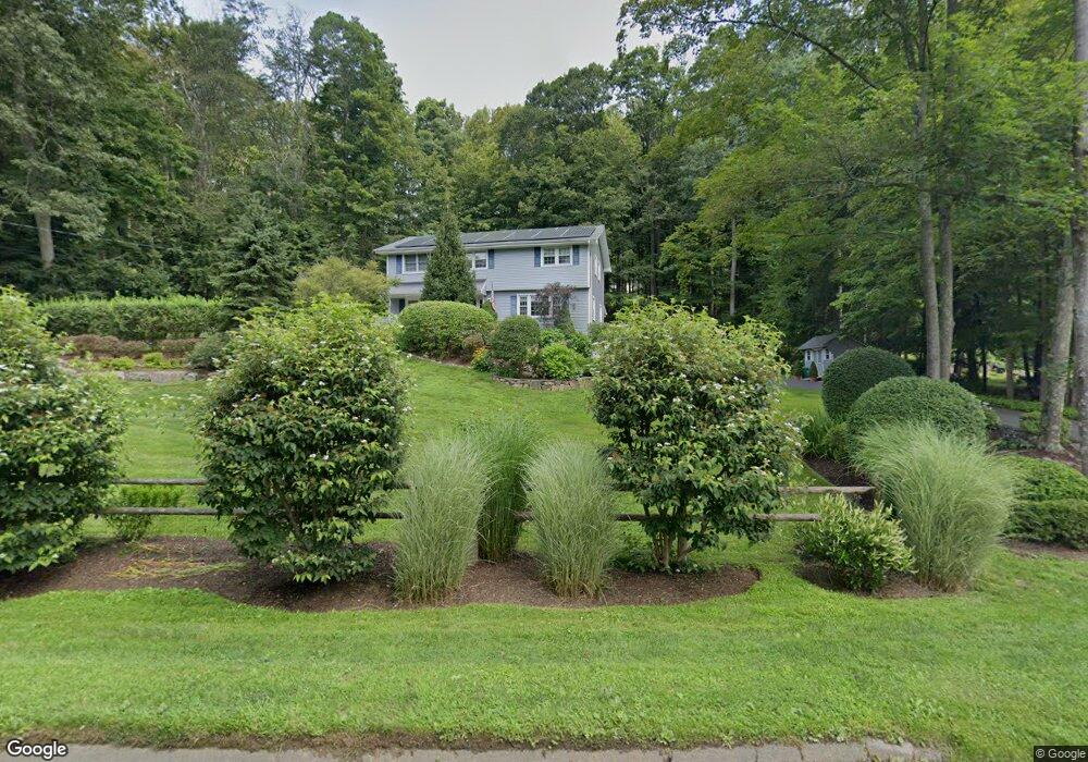 41 Riverside Dr, Ridgefield, CT 06877 - photo 1