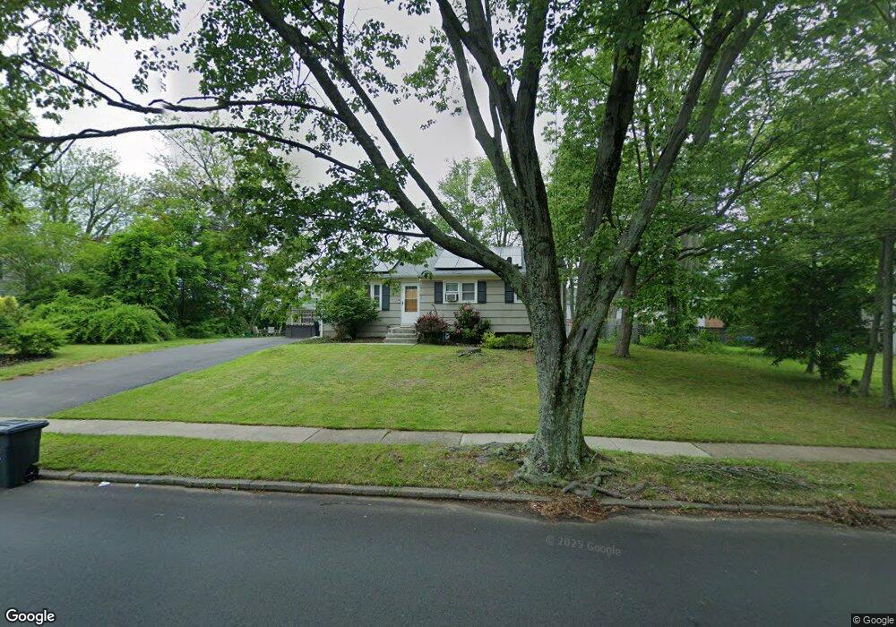 7 Meadowbrook Rd, West Haven, CT 06516 - photo 1