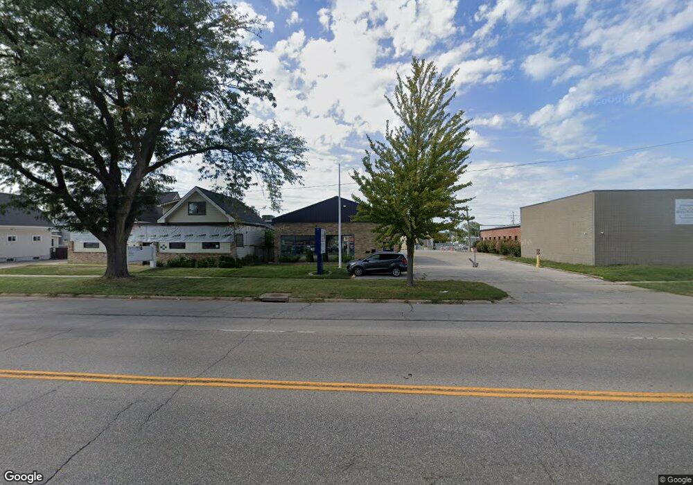 816 1st Ave NW unit B, Cedar Rapids, IA 52405 - photo 1