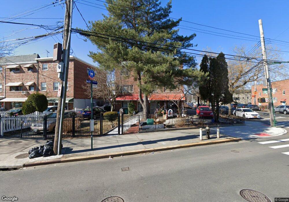 497 Soundview Ave, Bronx, NY 10473 - photo 1