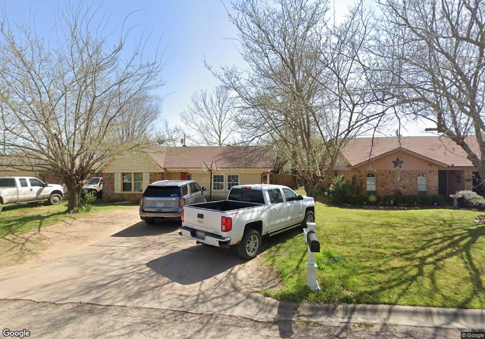 505 Sally Ln, Cleburne, TX 76033 - photo 1