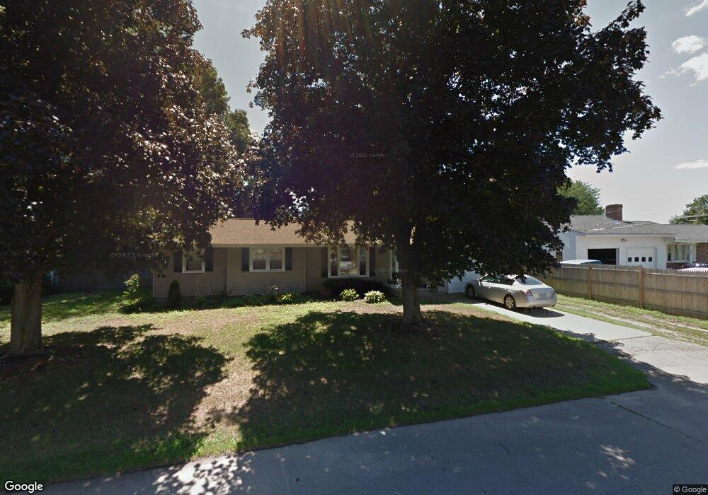 201 Knollwood Ave, Nashua, NH 03060 - photo 1