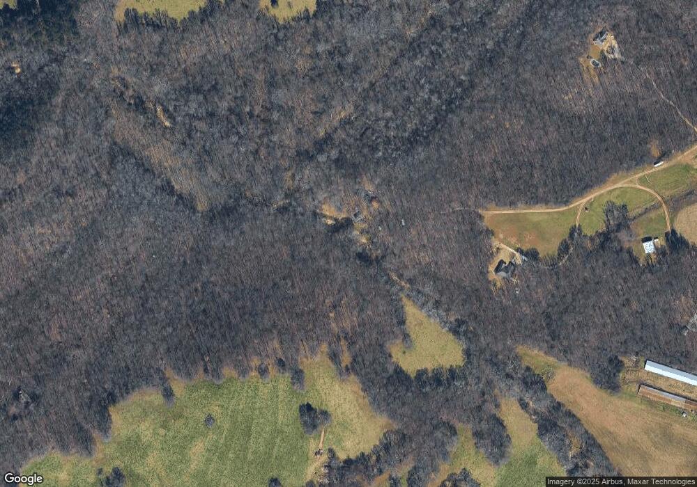 171 Whoopsie Dr, Gillsville, GA 30543 - photo 1