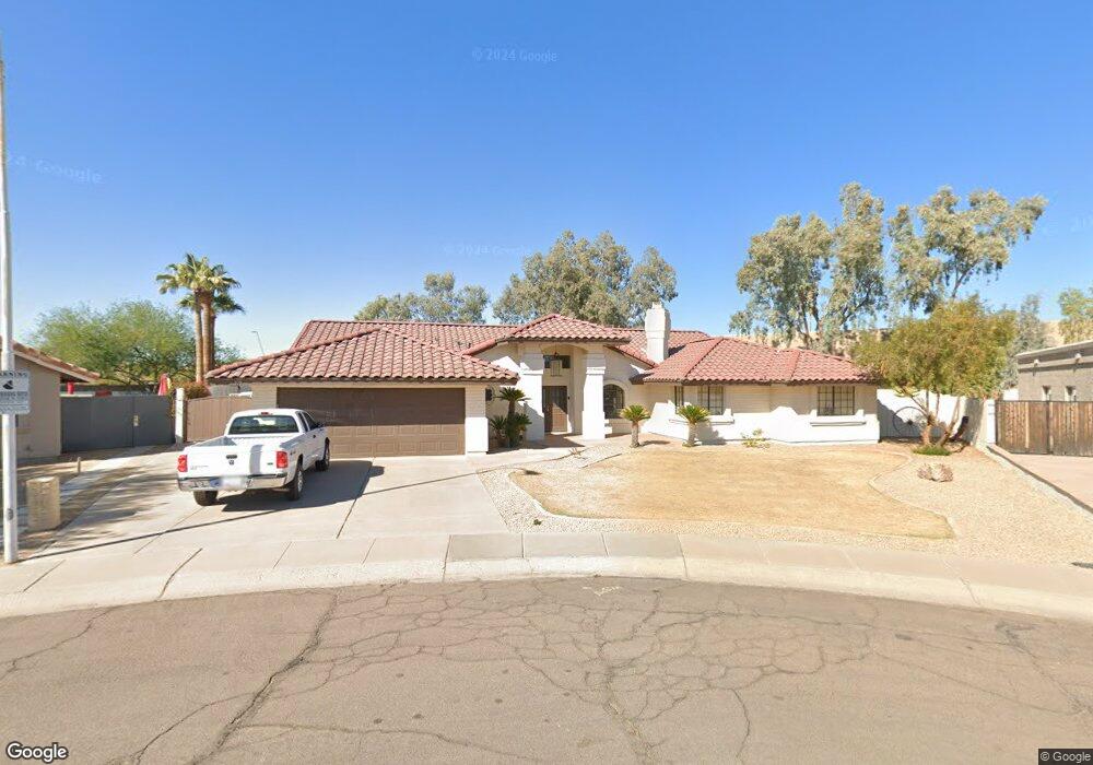 910 E Vinedo Ln, Tempe, AZ 85284 - photo 1