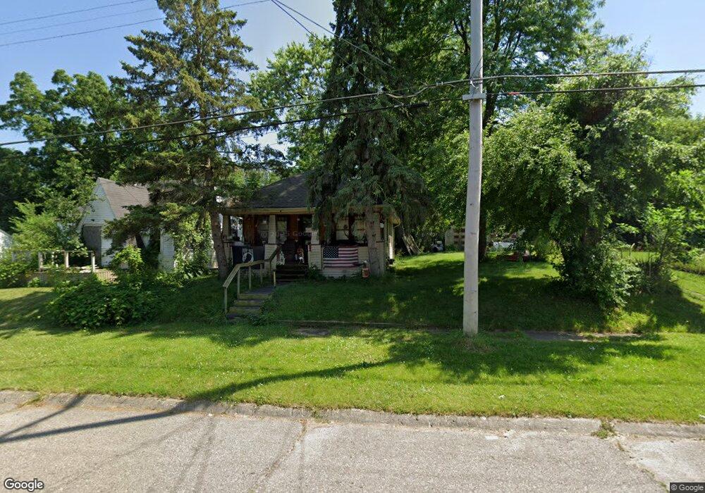 635 Barrie Ave, Flint, MI 48507 - photo 1