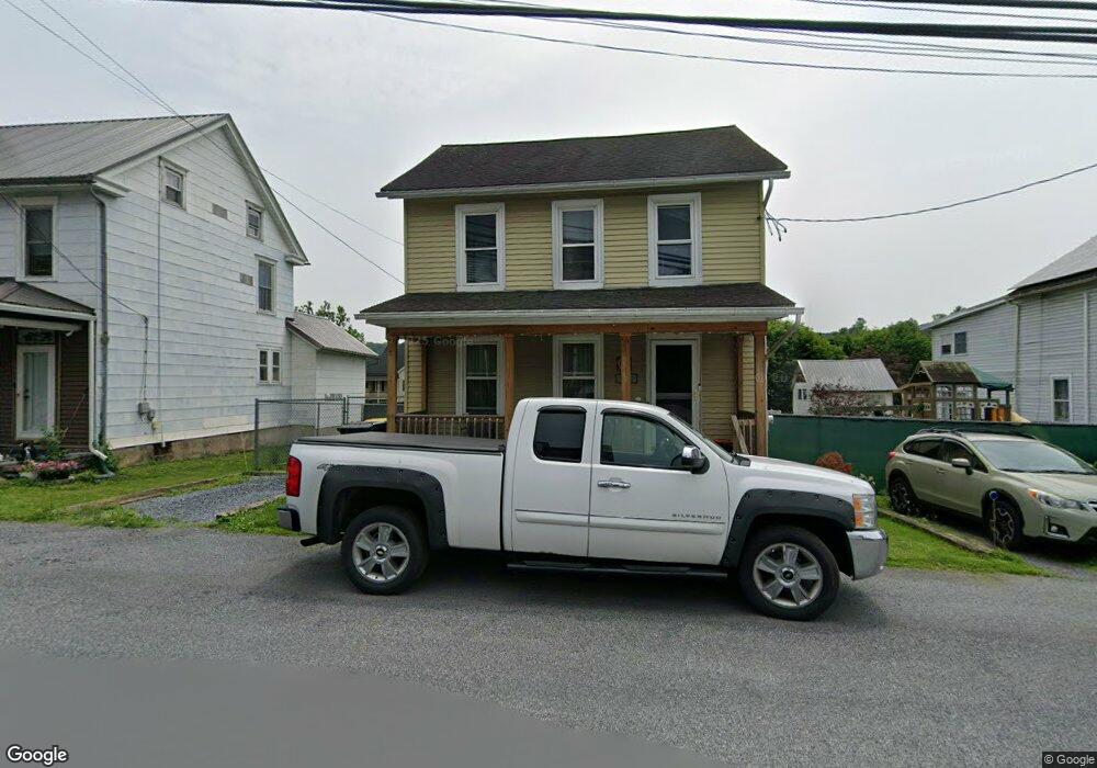 3922 E Grant St, Slatington, PA 18080 - photo 1