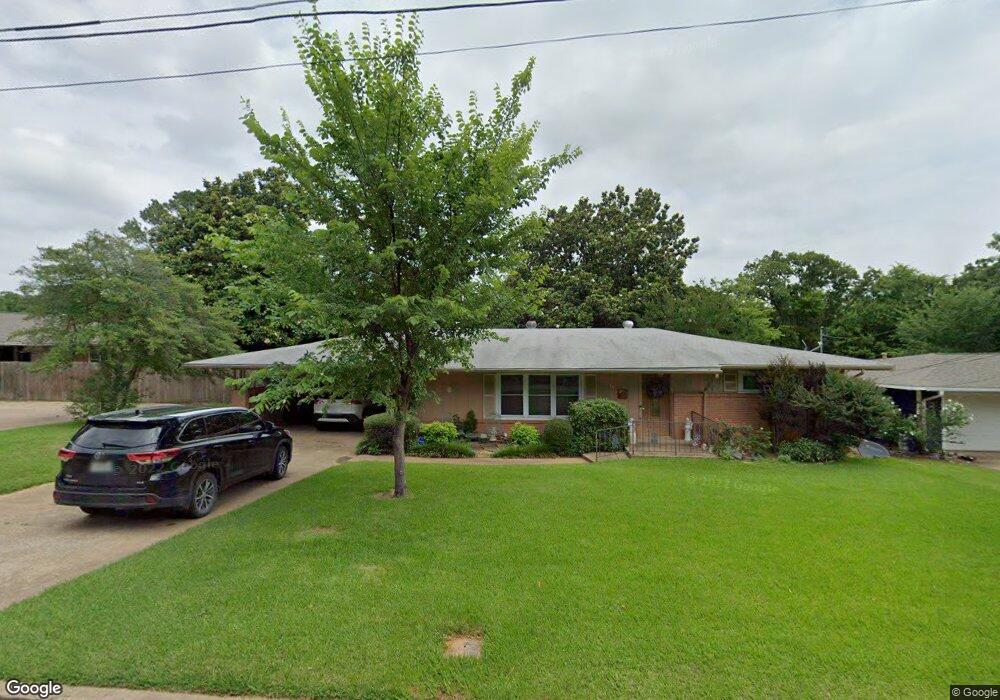 1010 S Maurice Ave, Denison, TX 75020 - photo 1