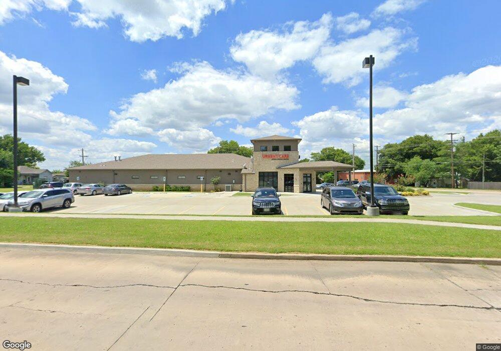 1115 N Cherokee Ave, Claremore, OK 74017 - photo 1