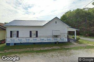8102 Walnut St, Hamlin, WV 25523