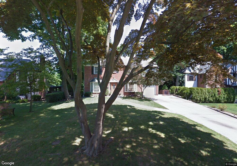 153 Old Mill Rd, Manhasset, NY 11030 - photo 1