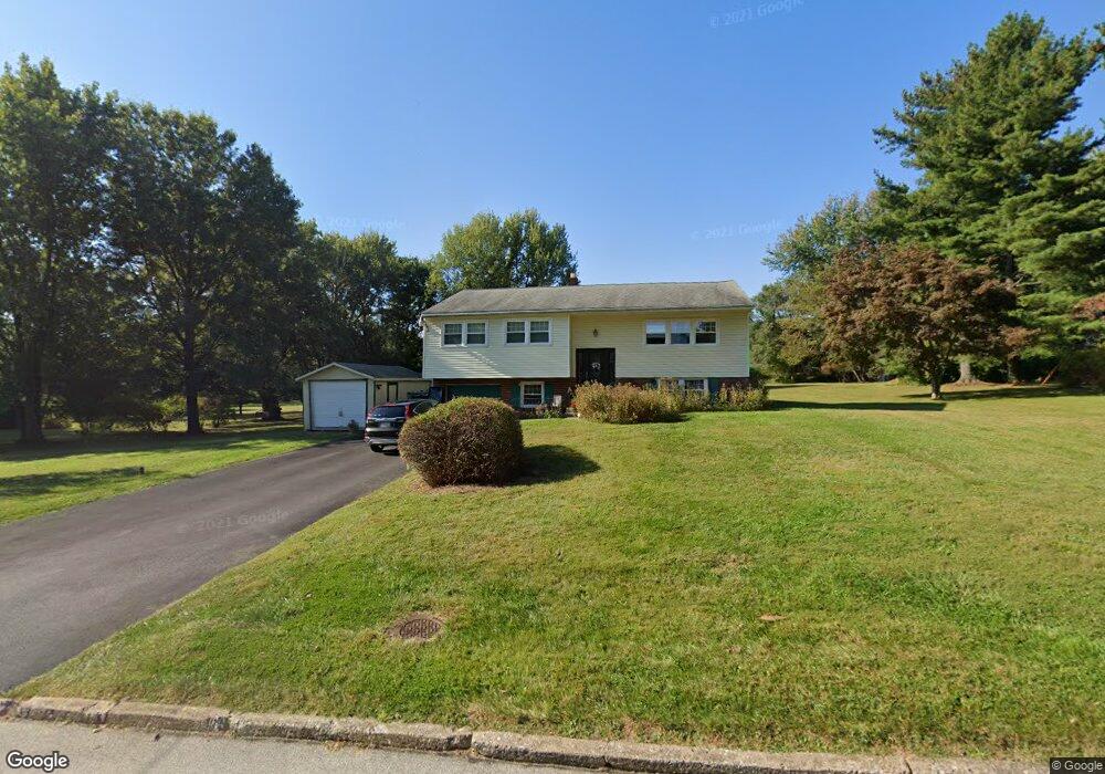 730 Sandra Ln, Phoenixville, PA 19460 - photo 1