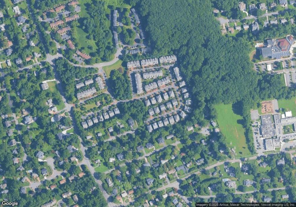 6799 Stockwell Manor Dr, Falls Church, VA 22043 - photo 1