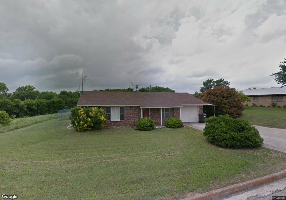 208 Oakdale Dr, Fort Worth, TX 76108 - photo 1