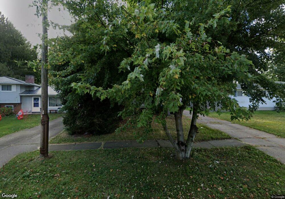 371 Erieview Blvd, Sheffield Lake, OH 44054 - photo 1