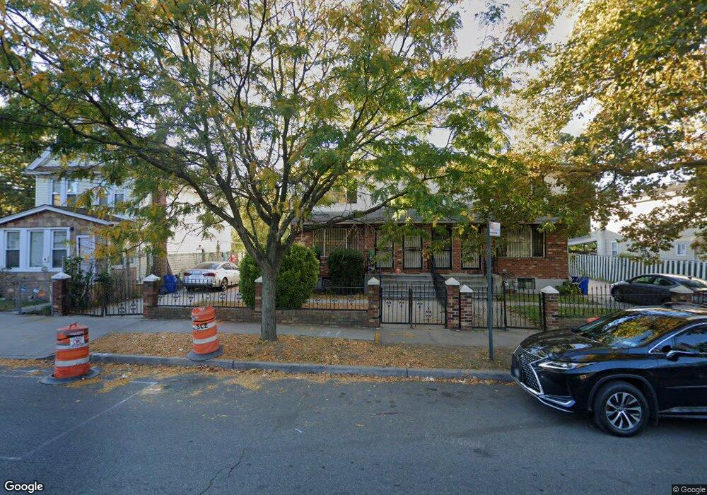 16026 110th Ave, Jamaica, NY 11433 - photo 1