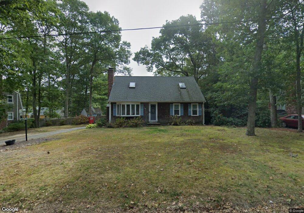 108 Pond Cir, Mashpee, MA 02649 - photo 1