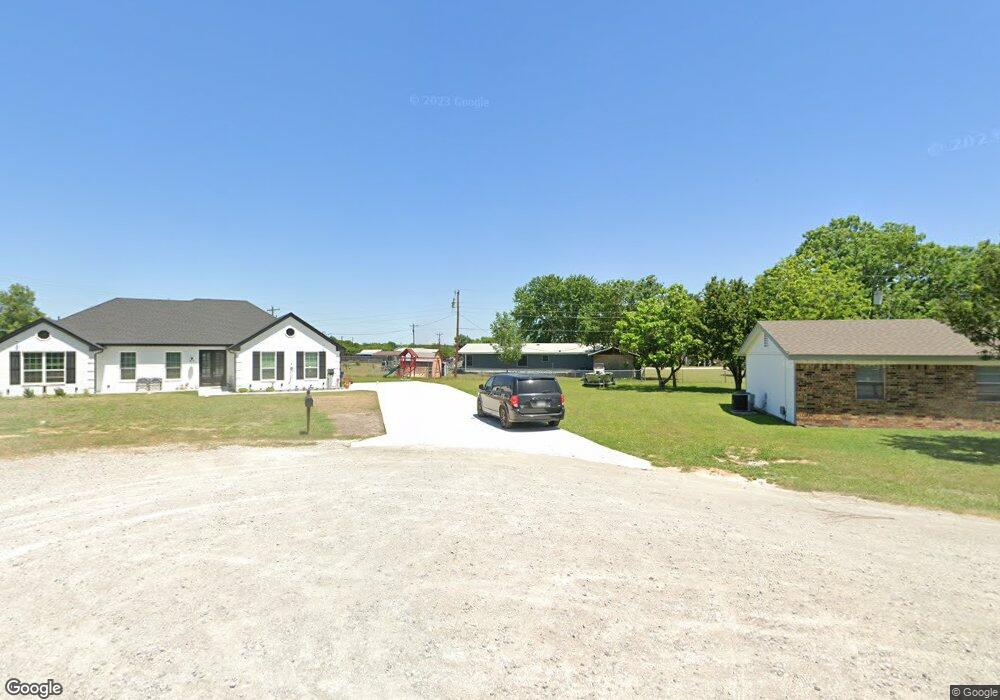 1916 Coral Rd, Azle, TX 76020 - photo 1