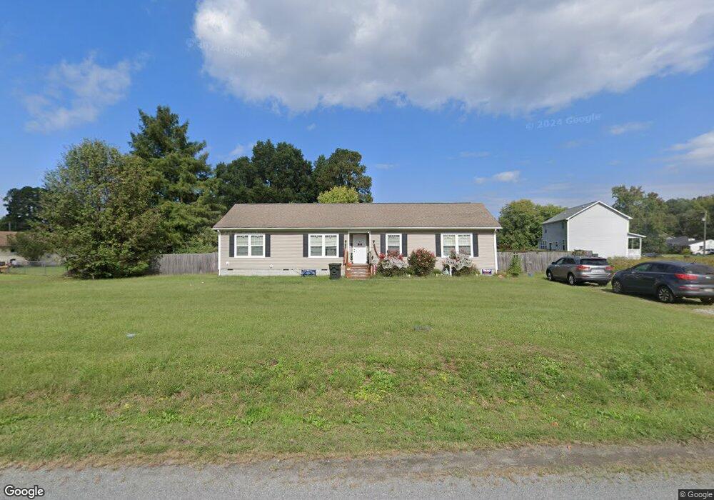 7 Latane Dr, Colonial Beach, VA 22443 - photo 1