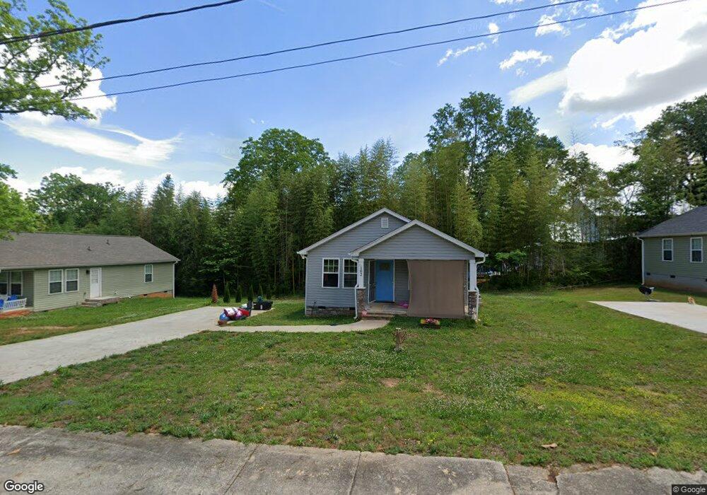 102 N Chestnut St, Walhalla, SC 29691 - photo 1