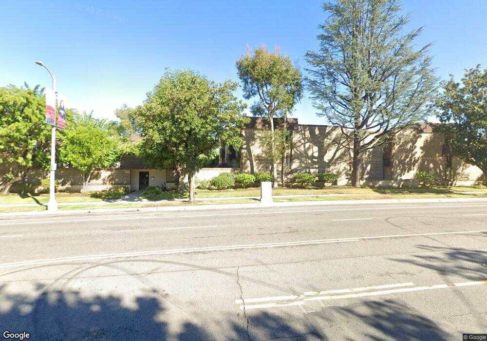 13949 Riverside Dr unit 53, Sherman Oaks, CA 91423 - photo 1